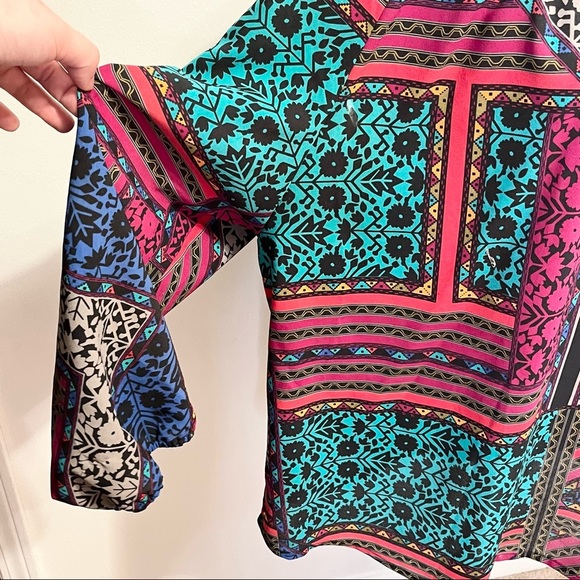 ➕ BB Dakota Patchwork Multi Patterned Blouse Womens Plus Size 3X - Picture 4 of 10